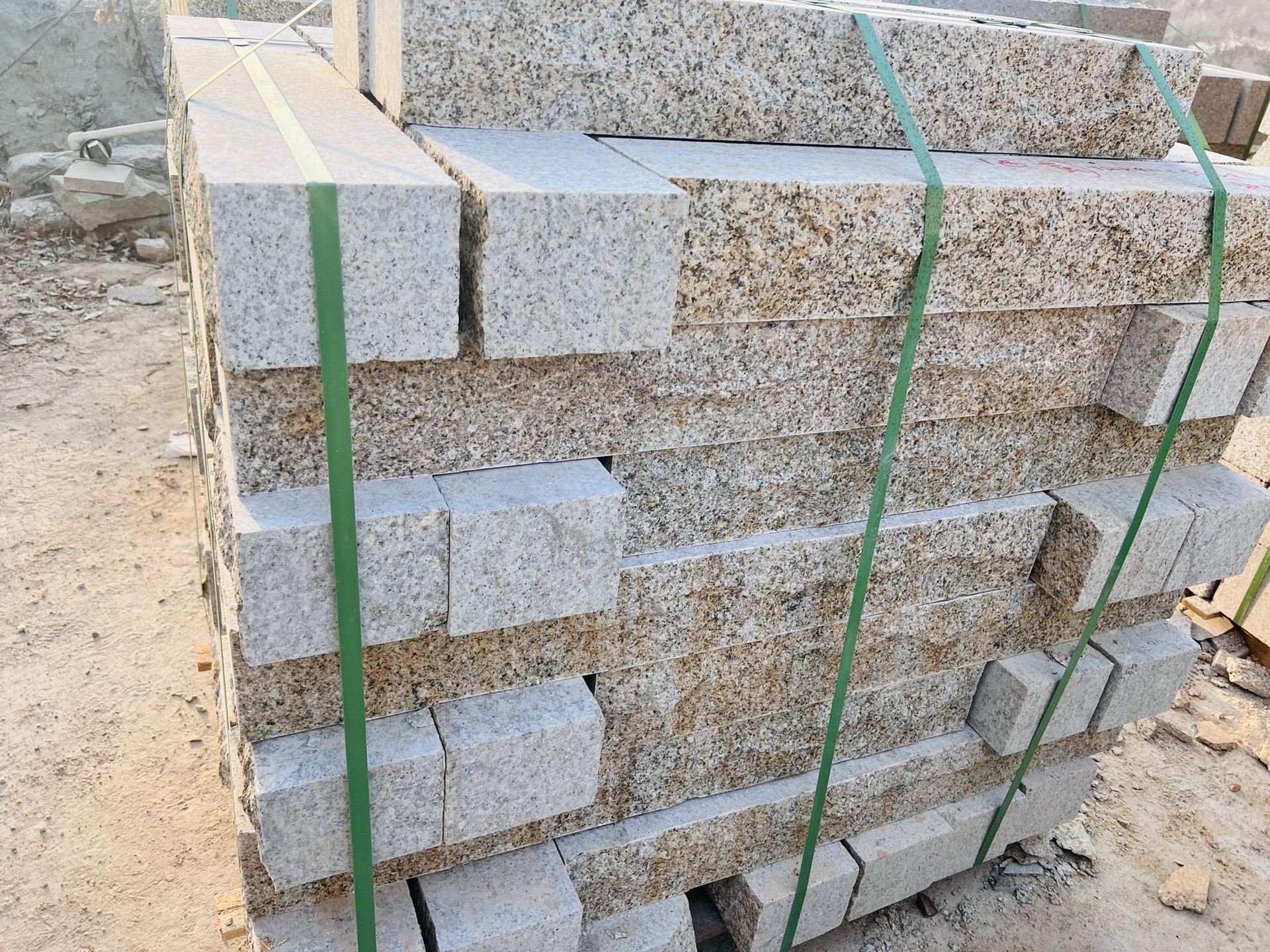 什么是蘑菇石(圖7)